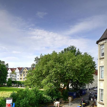 Fewo1846 - Parkblick - Komfortable Wohnung Mit 2 Schlafzimmern Und 2 Balkonen فلنسبورغ المظهر الخارجي الصورة